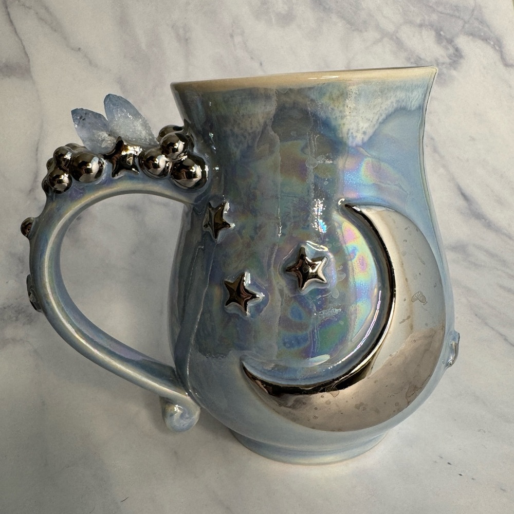 Jasmine Olivia Periwinkle White Gold Crystal Mug